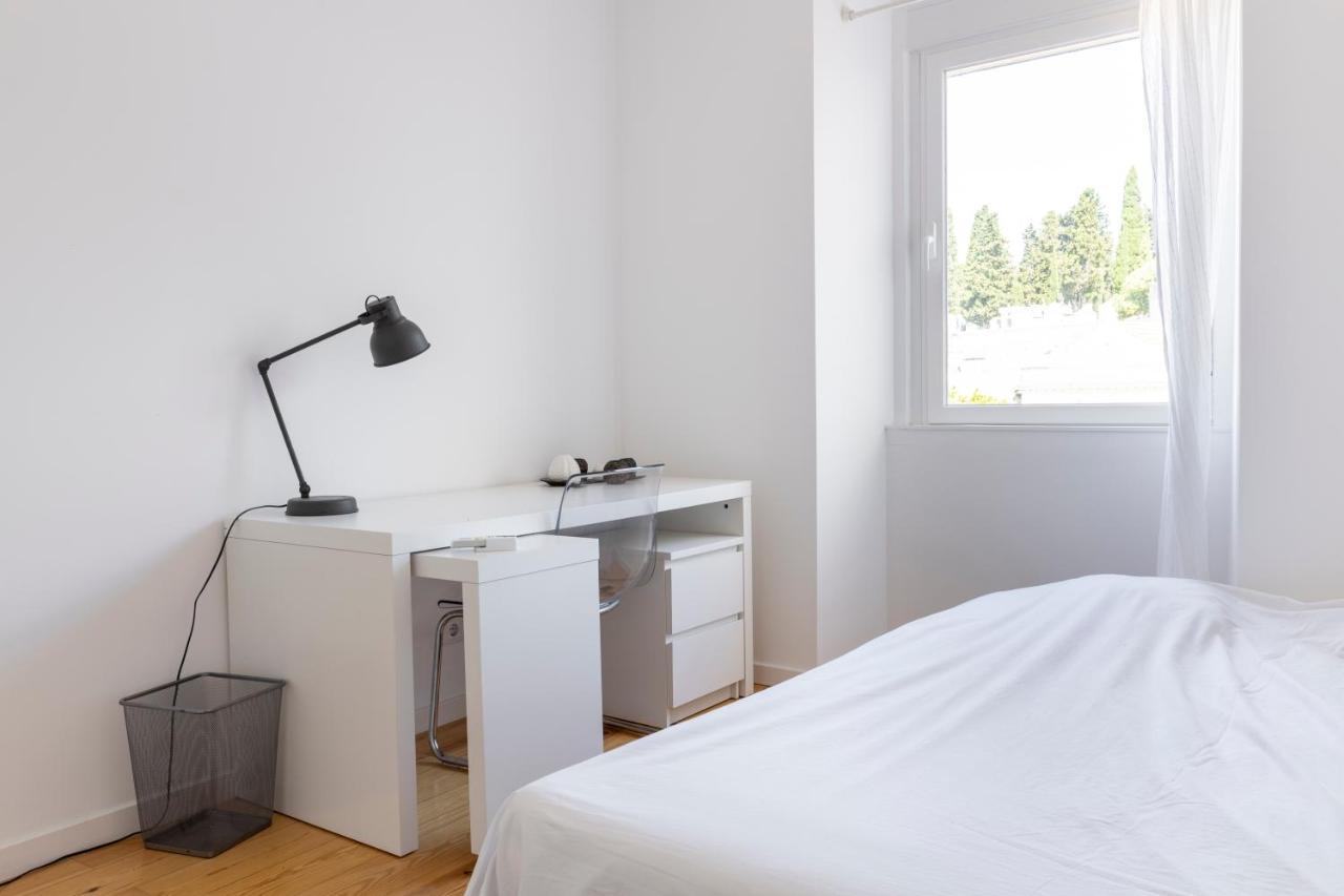 Comfy 3 Bedroom Apartment Campo De Ourique Lissabon Exterior foto